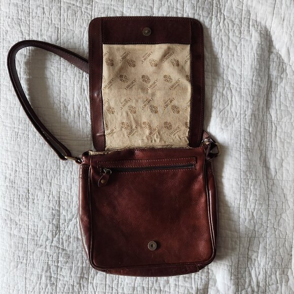 I Medici Vintage Brown Leather Crossbody/Messenger Bag - Tuscan Craftsmanship - Picture 5 of 15